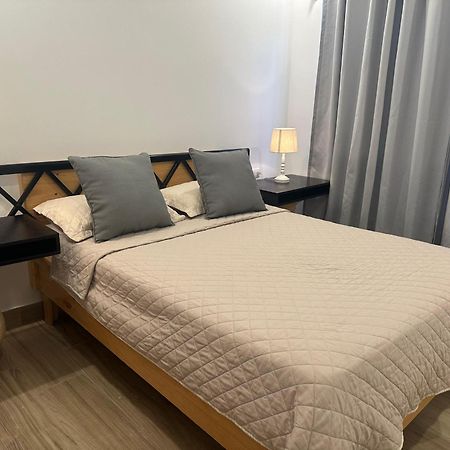 Private Fully Furnished Home At Wide Mouth Frog Hostel Quepos Extérieur photo